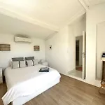 La Tancade, Pour 8 Personnes Avec Vue A 5 Minutes De La De L'almanarre A Hyères
