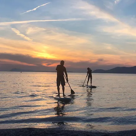 La Tancade, Pour 8 Personnes Avec Vue A 5 Minutes De La De L'almanarre A * 耶尔